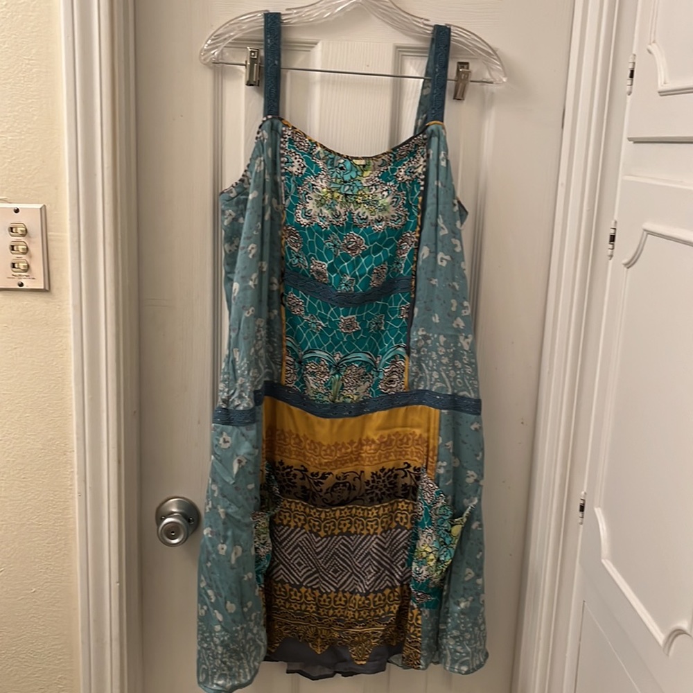 Anthropologie Tiny brand Dress. Size M. EUC.